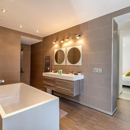 Campestra Street Villa!